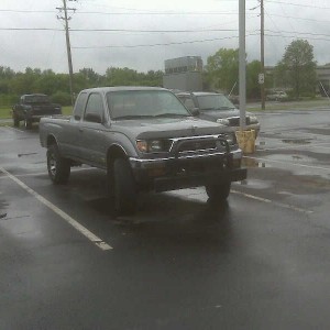 Yes, it has a jag hood ornament