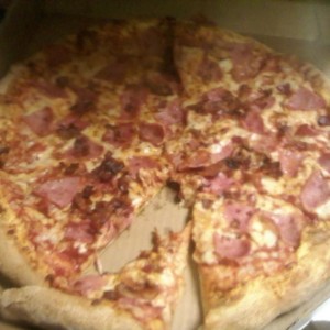 bacon ham pizza