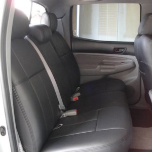 TRD leather seats2
