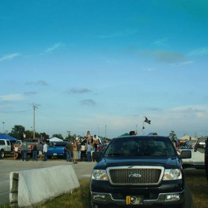 Tailgaters at WPB Brad Paisley/Dierks bentley