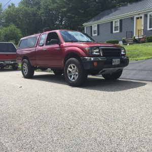 1st Gen Tacoma With 4runner Trail Team Wheel