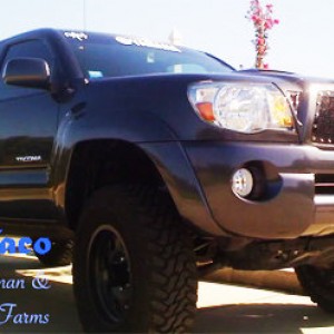 Just finished lifting and customizing my new tacoma. Fox coil-over 2.5 kit