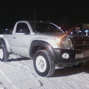 tacoma-boch-snow