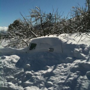 Truck Stuck in Snow - Lone Pine Rd - Wrightwood