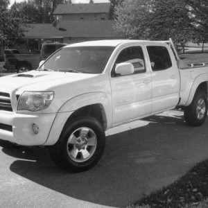 White Double Cab 4x4