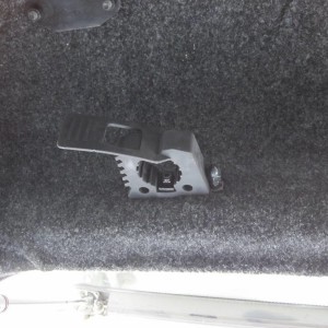 Shovel mount quick fist