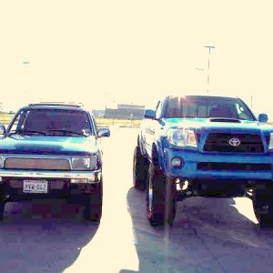 06 tacoma vs 93 4runner