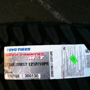 Toyo Open Country / MT - 265/70/17