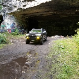 Dorset Caves, VT