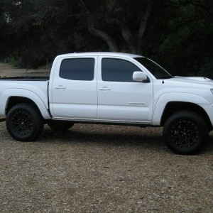 pro comp 7005 wheels installed