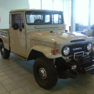 1966_Toyota_FJ-45