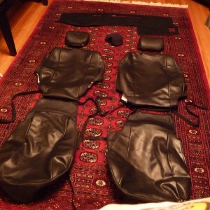 GT SEAT COVERS + DASH COVER + WET OAKLEY CENTER COUNSEL COVER FOR SALE