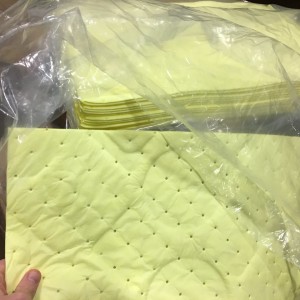 Spill pads