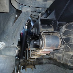 shackle_flip-_shock_mounts_6_
