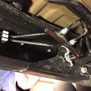 Driver side - Unbolting of brake lines