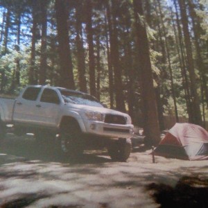 TENT CAMPING