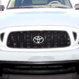 Grille White White White
