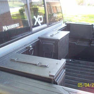 3 ammo cans