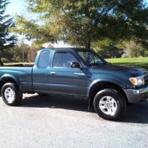 taco with 235s before lift