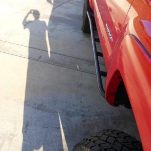 06 lifted tacoma sliders