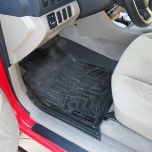 06 lifted tacoma weathertech liners