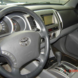 Double din head unit