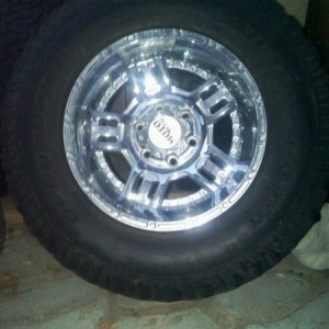 MotoMetal 958 rims