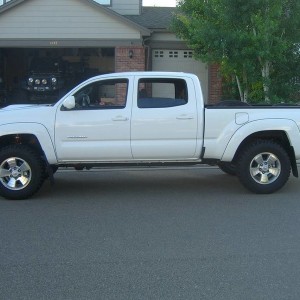Post Lift, stock tires