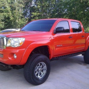 Tacoma_driver_side