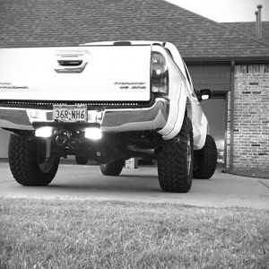 Bull bar 33" 285 Nitto trail grapplers 3" lift