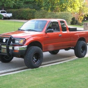 One of the coolist looking 1995 tacomas I've ever seen