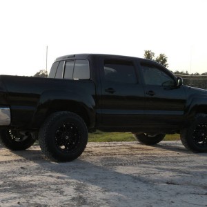 TACO_tires_011