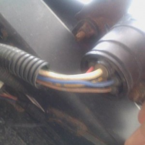 tail light plug 2