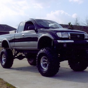 1998 Tacoma on 38s - Driveway Shot