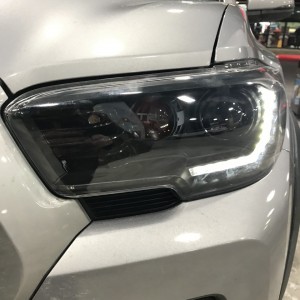 Headlights close