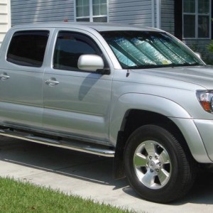 taco at driveway