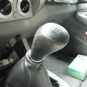 flipped_handle_side_view