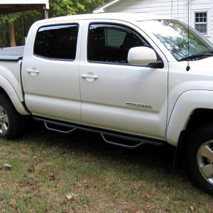 White Tacoma DC with Avid steps 3