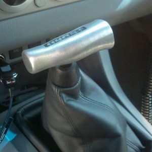 Hurst_T_Shifter_With_Tie_Rod_End_Dust_Cap_-_01