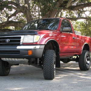 my_truck_at_10yrs_old_017