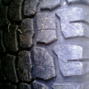 adventuro 2 a/t tread