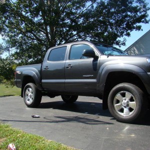 2011 Tacoma double cab sport 4x4 With OME 3" lift