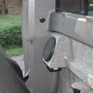 speakers_close