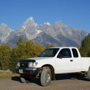 toy_in_tetons