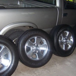 4 OEM Sport wheels
