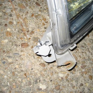 Head_light_install_015