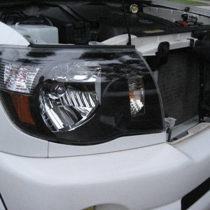Head_light_install_010