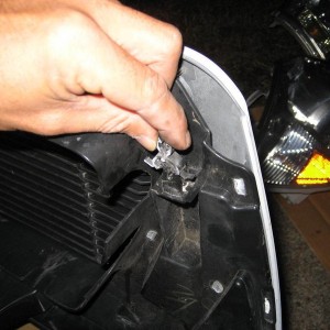 Head_light_install_017