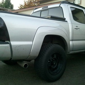 Black Tail Lights & Pro Comp 7089's