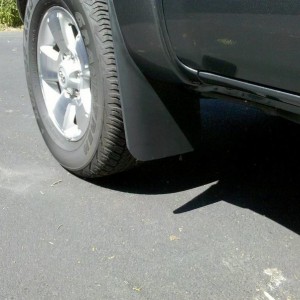 Trimmed front flaps